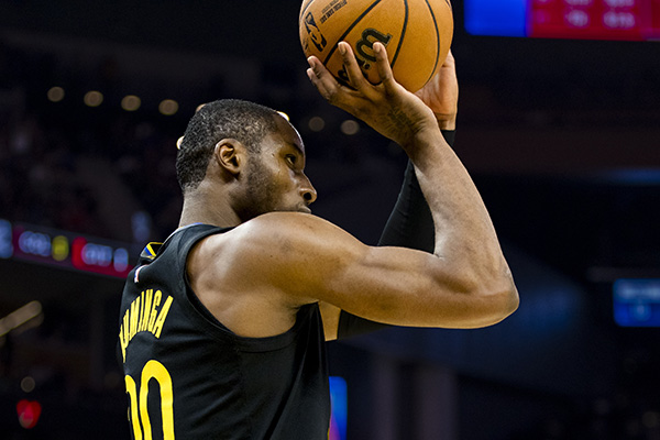 从<a href=/lanqiubisa/cavs/ target=_blank class=infotextkey>骑士</a>到太阳的蜕变!凯文-约翰逊以自身经历开导库明加