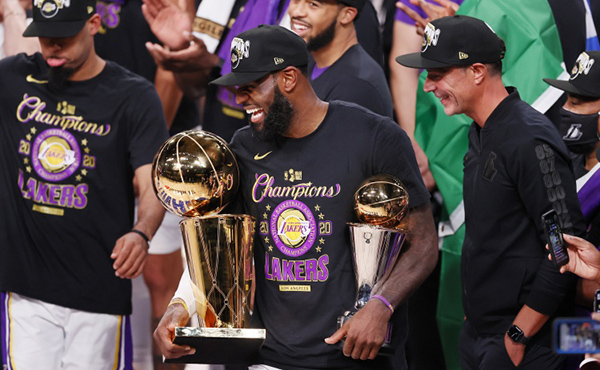 路威力挺詹姆斯:湖人时期成就与园区夺冠,让其有机会拥有球队雕像