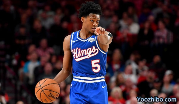 福克斯5年1.63亿提前续约<a href=/lanqiubisa/kings/ target=_blank class=infotextkey>国王</a>