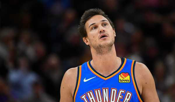 加里纳利3年6150万美元加盟<a href=/lanqiubisa/hawks/ target=_blank class=infotextkey>老鹰</a>